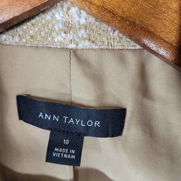 ANN TAYLOR NWT TWEED BLAZER SZ 10 - Picture 4 of 9